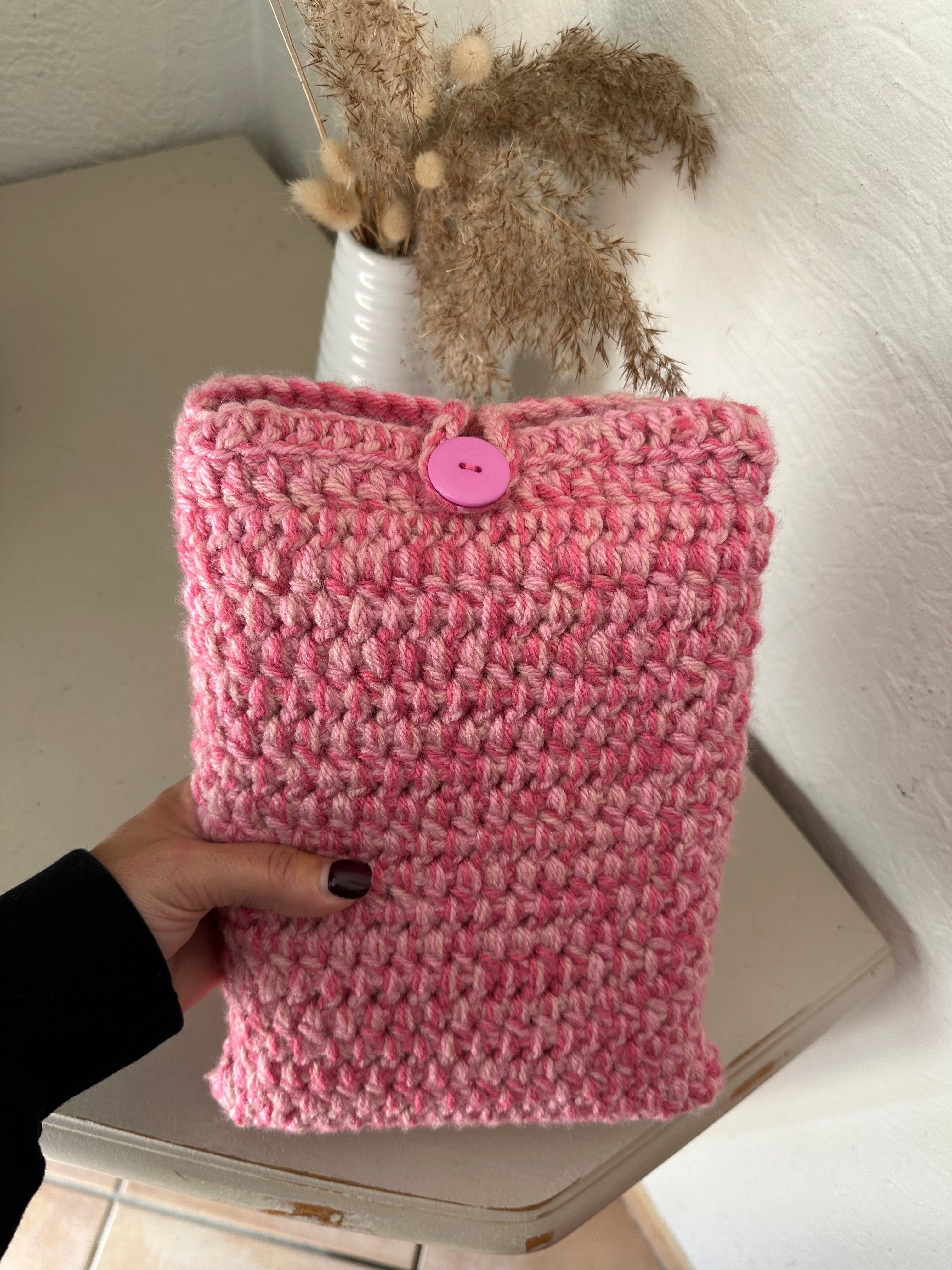 Pochette livre au crochet